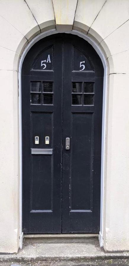 Glenclova - No 5 Bellyeoman, Bright Two Bedroom Apartment Dunfermline Eksteriør billede
